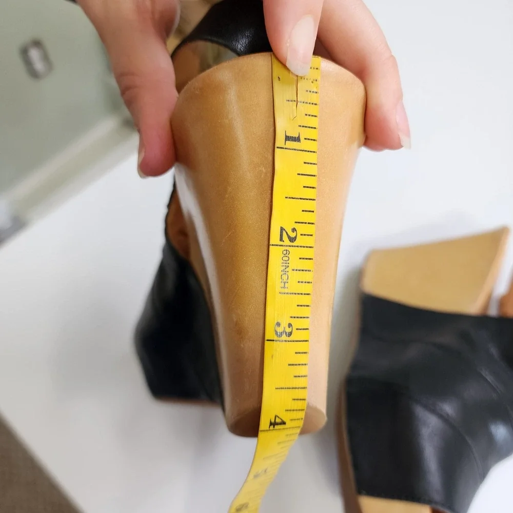 Kork Ease Womens Bergen Wedge Size 9 Black Open Toe Adjustable Strap Leather